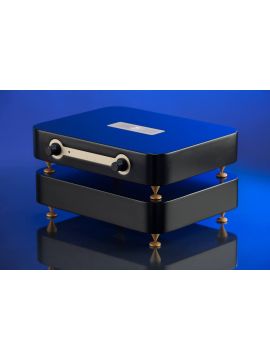 Предварительный ламповый усилитель Trafomatic Audio Lara (black/silver plates)